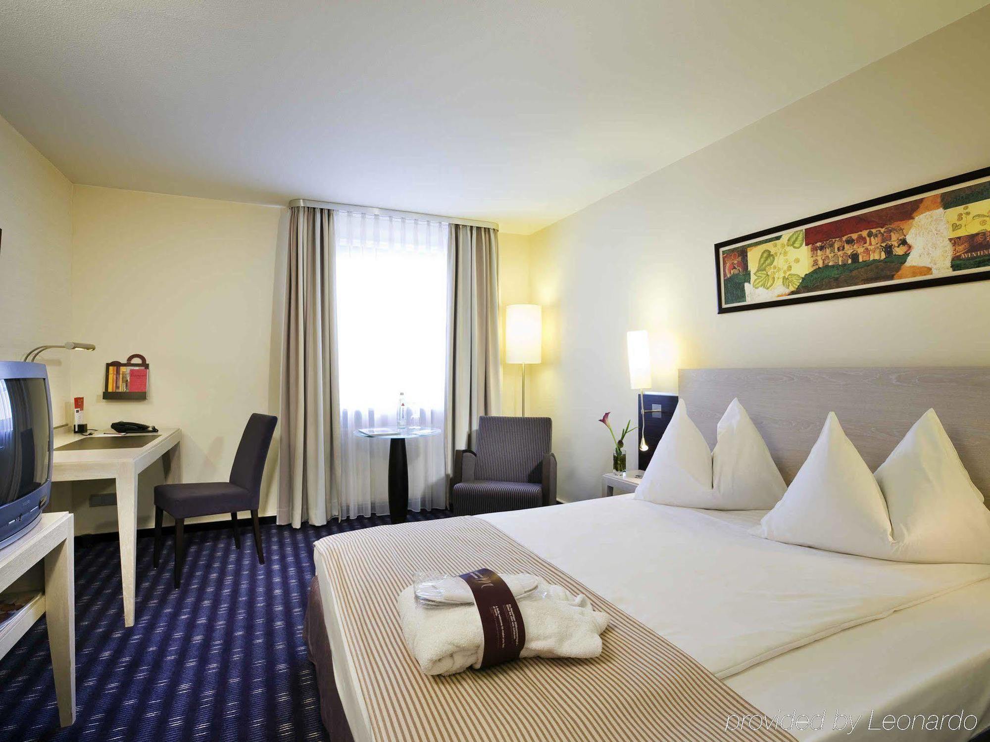 Mercure Hotel Muenchen Sued Messe מראה חיצוני תמונה